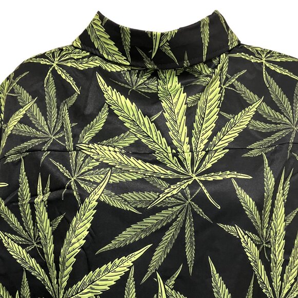 NIP Men's Swim Trunks and Button Down Top Size: Medium - Picture 4 of 8